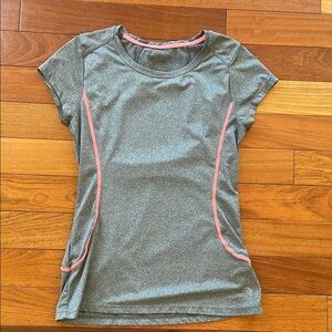 MPG Women's Gray and Pink Athletic Top